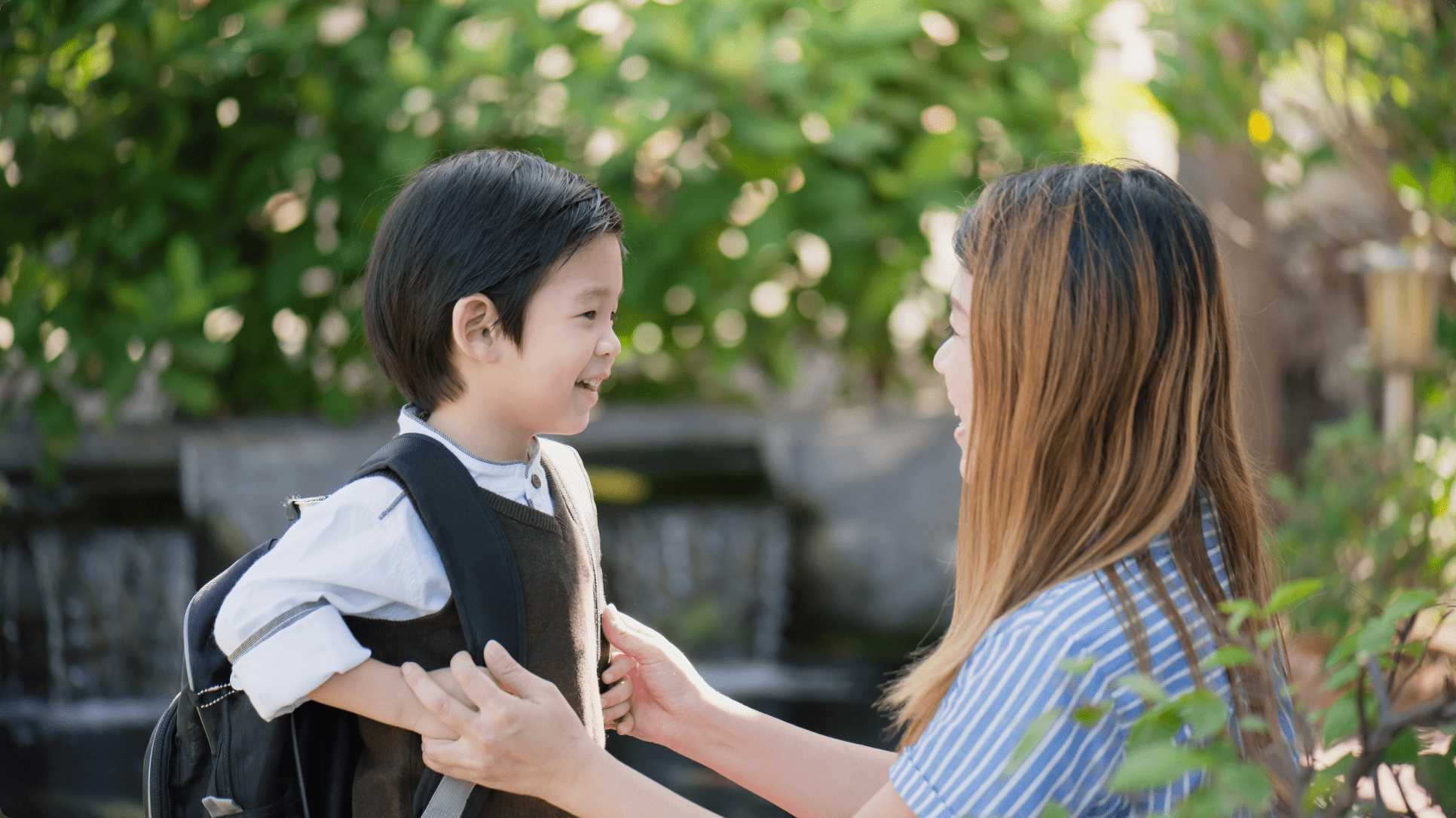 Con trai khóc khi đi nhà trẻ, mẹ dùng một cách giúp bé ngoan ngoãn, tự nguyện đi học
