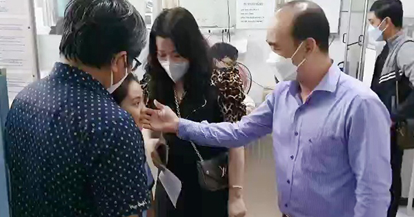 14 học sinh Tiền Giang nhập viện sau khi uống sữa ở trường

