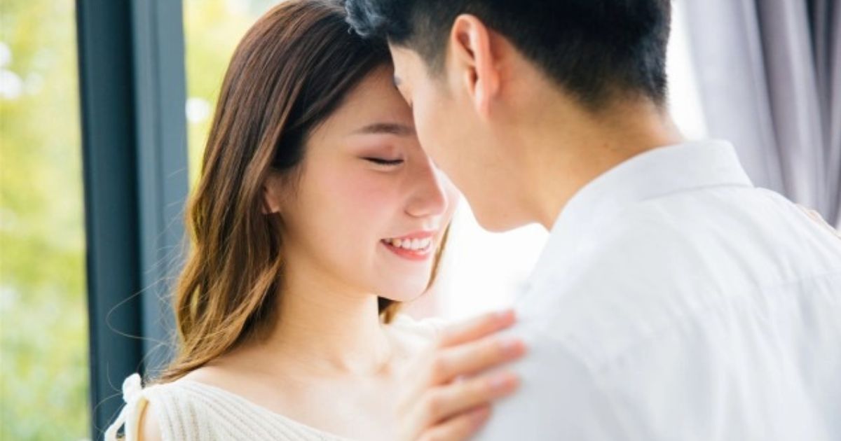 Trong tình yêu, chỉ đàn ông yêu thật lòng mới hỏi bạn 4 câu này