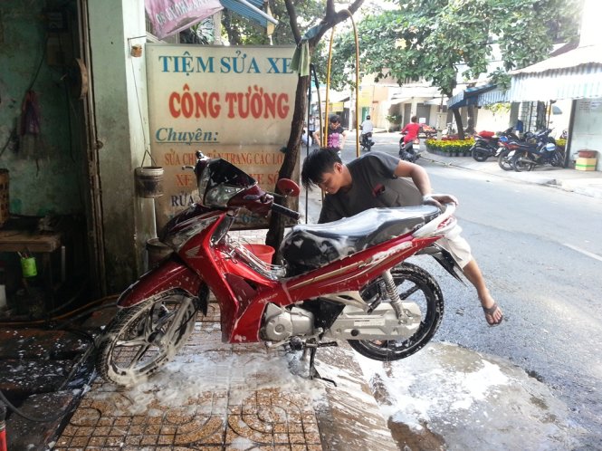 4 nghề 'hốt bạc' dịp Tết, càng sát cuối năm càng bận không kịp thở