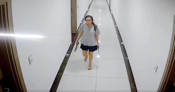 Người phụ nữ cầm dao đi dọc hành lang chung cư, đe dọa hàng xóm: Công an xác minh

