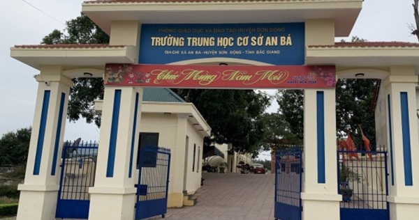 Nữ sinh lớp 7 ở Bắc Giang tự sinh con trong nhà tắm: Gia đình, nhà trường ngỡ ngàng

