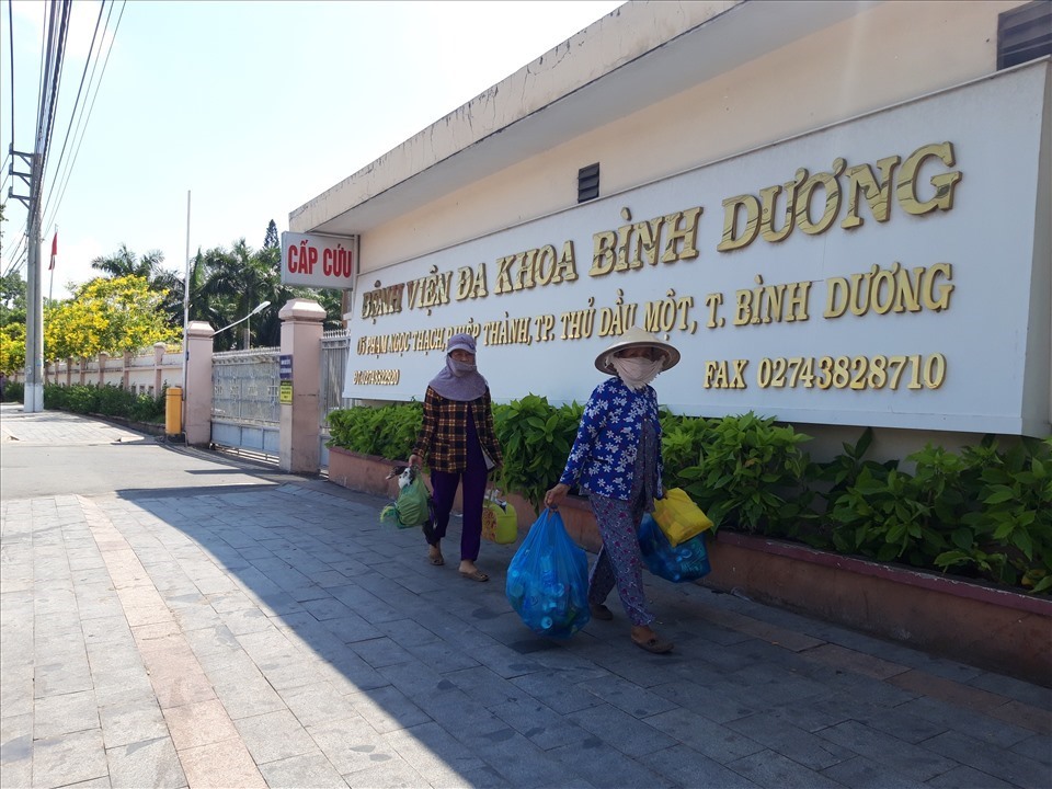 Nguyên nhân Sở Y tế Bình Dương đề nghị đơn vị y tế cả nước cấm cửa 6 bác sĩ
