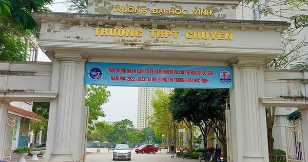 Vụ nữ sinh trường chuyên tự tử nghi do bạo lực học đường: Công an vào cuộc

