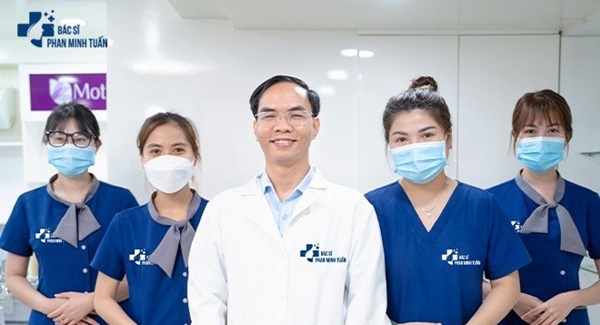 Bác sĩ Phan Minh Tuấn, hành trình 10 năm trong ngành da liễu và sứ mệnh 'giải cứu' mọi làn da
