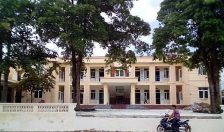 Vợ tố chồng là công chức xã có "quan hệ không trong sáng" với người phụ nữ khác
