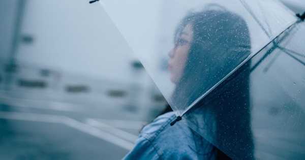 Càng kìm nén càng đau khổ, cứ để bản thân tự do bộc lộ cảm xúc của mình