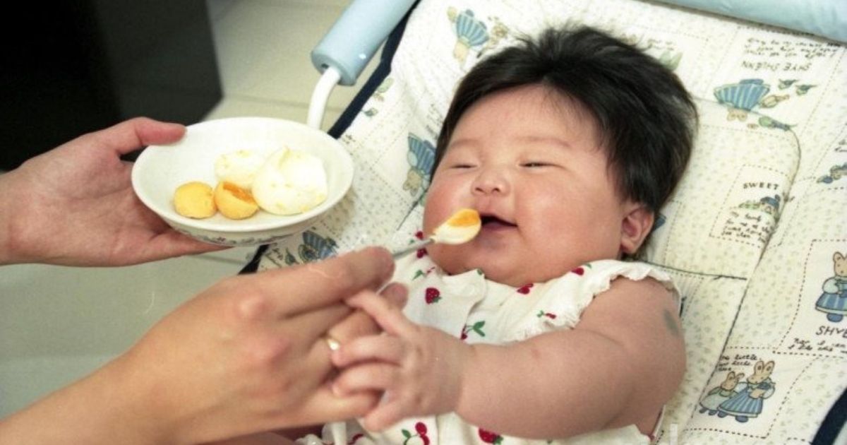 Ăn xong quả trứng, bé 2 tuổi không qua khỏi vì suy thận, bác sĩ chỉ ra nguyên nhân
