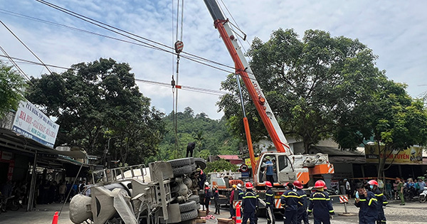 Vụ xe bồn lật đè ô tô và xe máy, 2 bố con tử vong: Người mẹ mang thai tháng thứ 6 không qua khỏi

