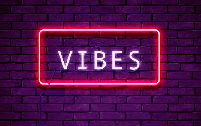 Vibes nghĩa là gì? Giải thích chi tiết  ý nghĩa các cụm từ “vibes” phổ biến 

