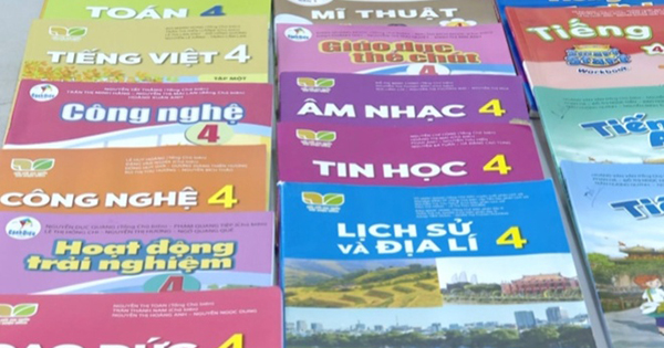 Nhà xuất bản công bố giá sách giáo khoa mới: Sách lớp 4,8 và 11 tăng gấp 2-3 lần

