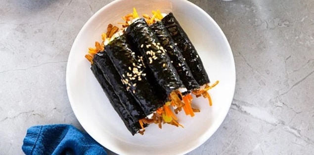 Chị em đã biết kiểu kimbap lạ mắt, đơn giản và dễ làm cho cả nhà đổi vị ngày nắng nóng