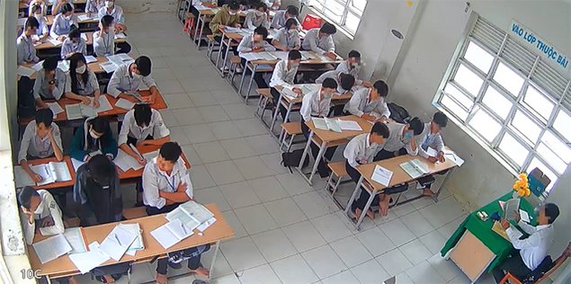 Thầy giáo dạy văn đập bàn, mắng học sinh với lời lẽ không hay, Sở GD&ĐT Cà Mau chỉ đạo "khẩn"

