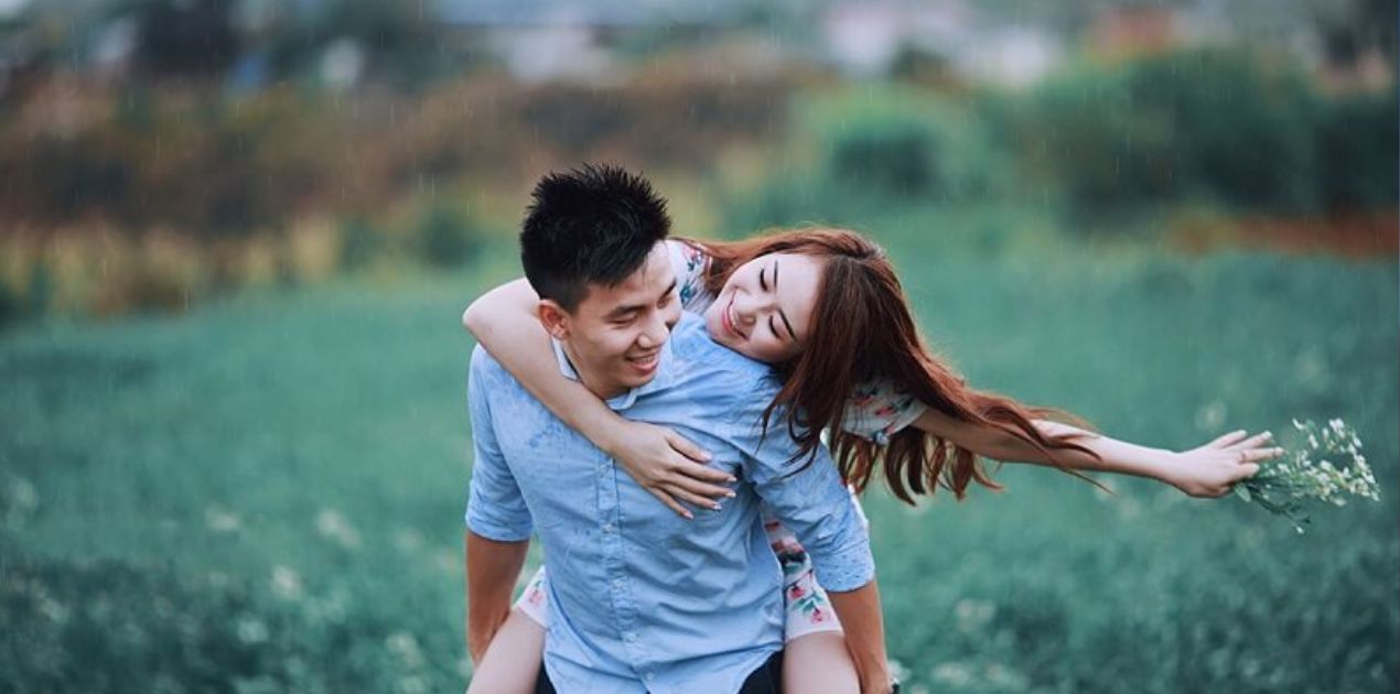Cuối tuần, 4 cung hoàng đạo có tình duyên êm đẹp, được "nửa kia" tặng quà lãng mạn