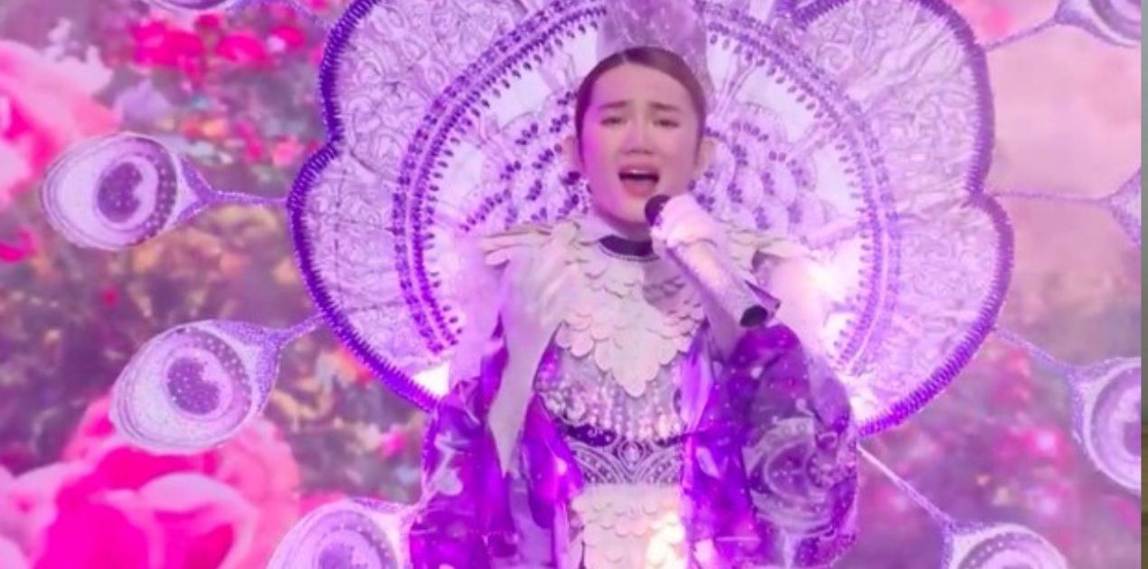 Bạch Khổng Tước lộ diện ở Ca sĩ mặt nạ, là Á quân của chương trình vũ đạo nổi tiếng
