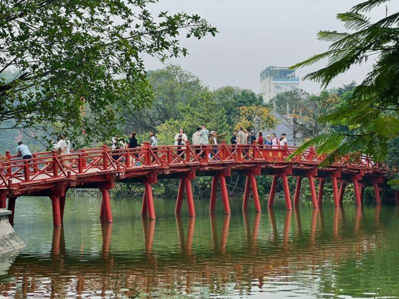 Những địa điểm check-in lung linh mùa Noel ở Hà Nội