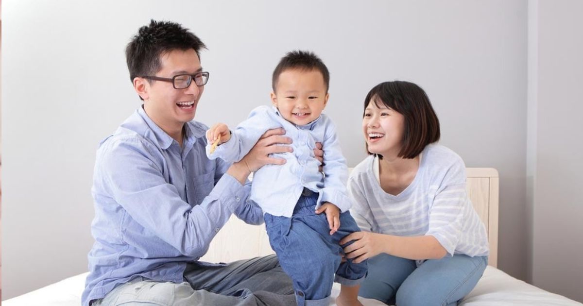 Cha mẹ làm 2 điều mong con ngoan ngoãn nhưng có thể lại gây tác dụng ngược
