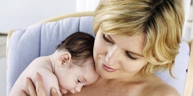 Nhuộm tóc khi cho con bú có an toàn không? Mẹ cho con bú cần biết để lưu ý làm đẹp trước Tết
