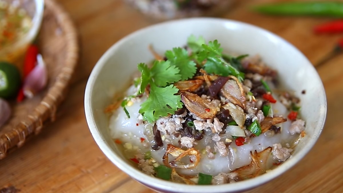 Cơm nguội thừa đừng vội bỏ đi, đem làm món bánh vừa mềm vừa béo này