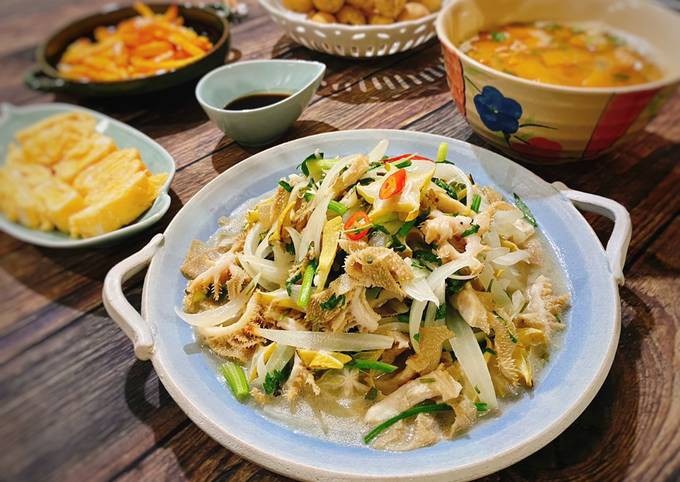 Chỉ 30 phút có ngay dĩa sách bò xào khế giòn dai lạ miệng, bảo sao chồng khen hết lời cơm vợ nấu