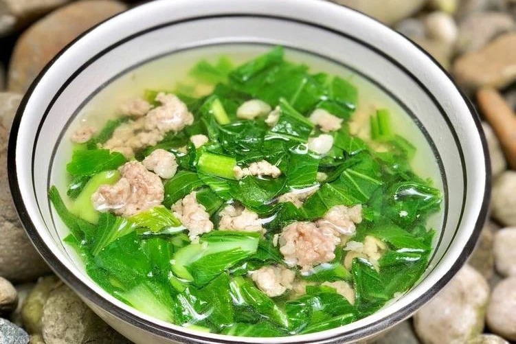 Làm món canh cải ngọt cực dễ với 3 công thức mẹ đảm nào cũng nên 'nằm lòng'