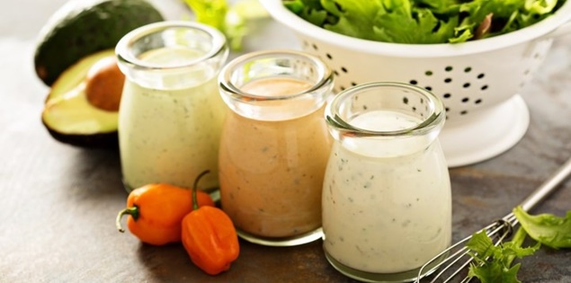 7 mẹo làm nước sốt salad thơm ngon và lành mạnh cực đơn giản