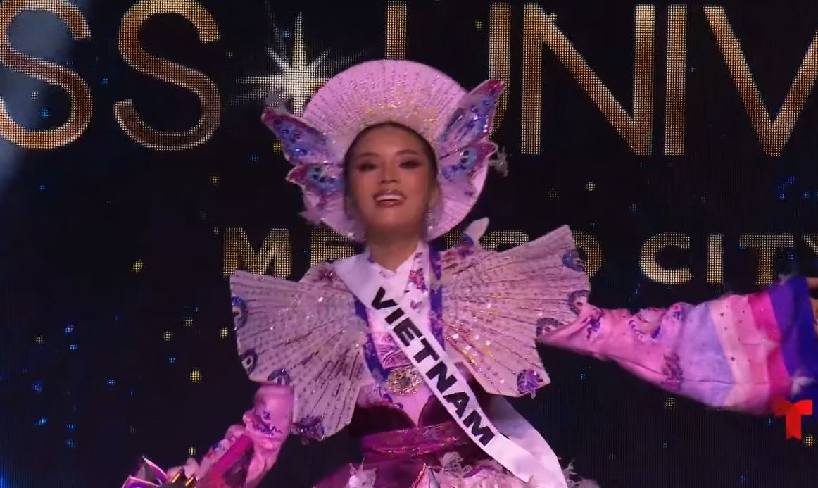 Màn "hóa bướm" trên sân khấu Miss Universe của Kỳ Duyên bị "ném đá", phía nàng hậu nói gì?