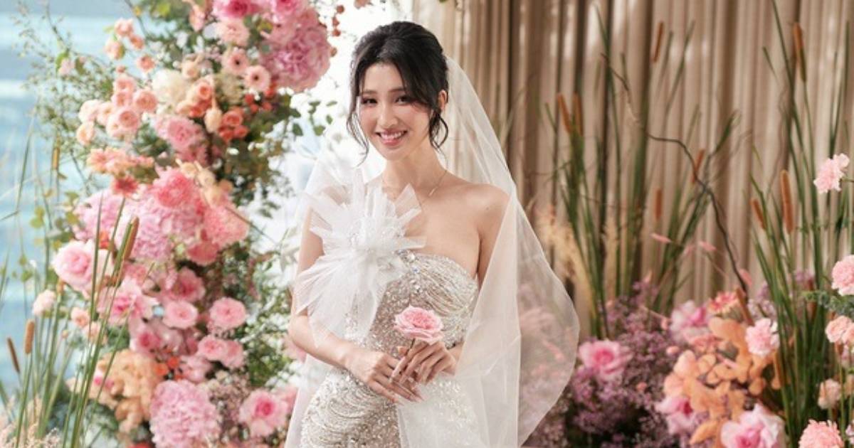 Ảnh chung hiếm hoi của Á hậu Phương Nhi và chồng thiếu gia giàu có