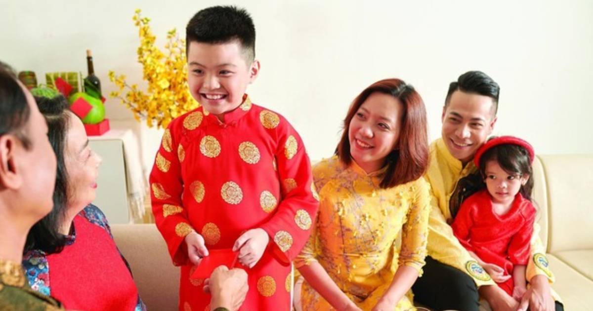 4 điều ý nghĩa cha mẹ nên dạy con dịp Tết
