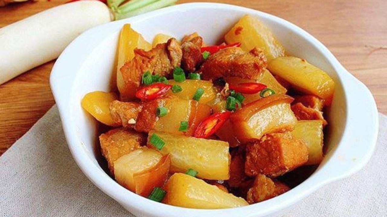 Cách làm thịt kho củ cải thơm ngon
