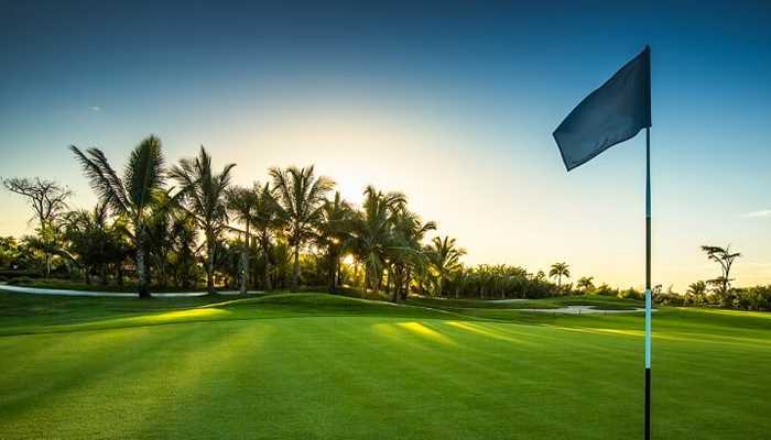 Book sân golf uy tín và tiết kiệm chi phí với Golf-Booking Việt Nam