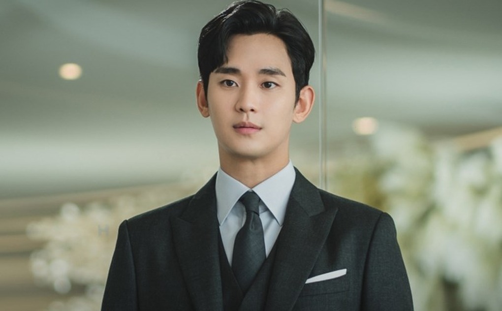 Kim Soo Huyn đối mặt mức phạt hơn 3000 tỷ đồng vì lùm xùm tình cảm với cố diễn viên Kim Sae Ron?
