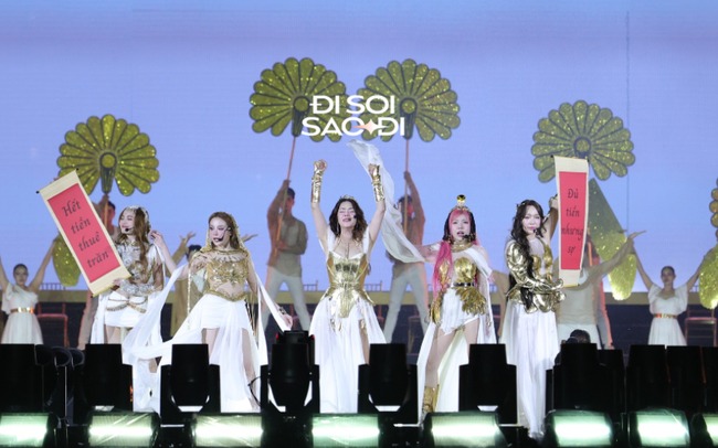 Chị Đẹp Concert: Tận mắt xem Huyền Baby lắc hông quá xuất sắc, Lan Ngọc - Diệu Nhi khiến hàng nghìn người cười mệt!