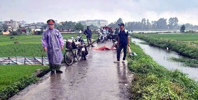 Đi làm đồng, một người phụ nữ ở Hà Nội bị sét đánh tử vong