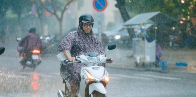 Thời tiết hôm nay 6-7: Nhiều nơi ngày nắng nhưng chiều tối mưa dông