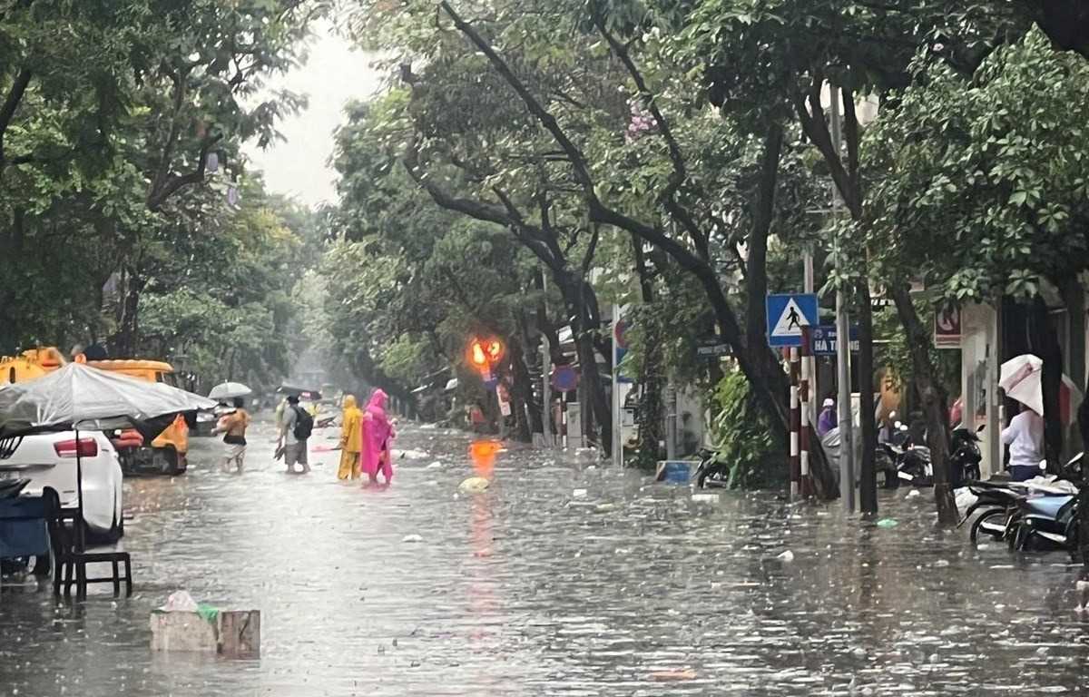 Miền Bắc mưa to, có nơi trên 150mm