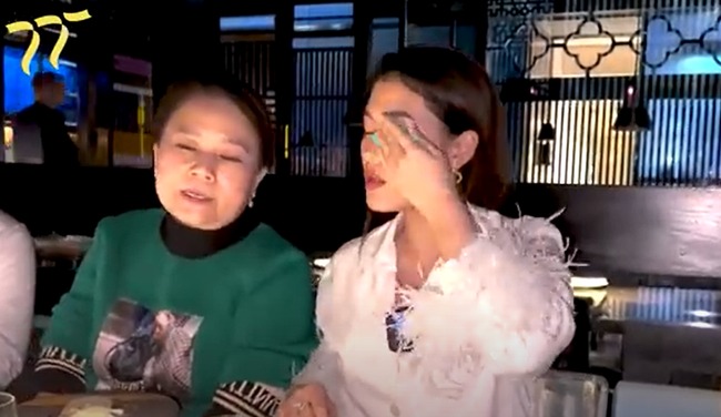 Người mẹ đại gia của Ngọc Thanh Tâm gây bão mạng chỉ nhờ 1 câu nói: Tinh tế ra sao mà nhiều người noi theo để dạy con?