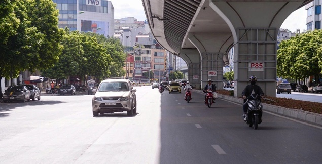 Bắc Bộ ngày nắng nóng gay gắt, chiều tối mưa to