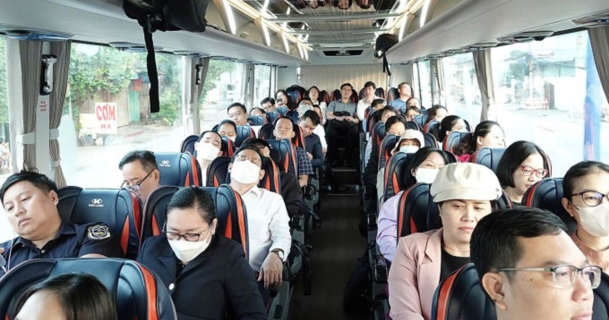 Cán bộ TP HCM đi làm xa được hỗ trợ tối đa 10 triệu đồng