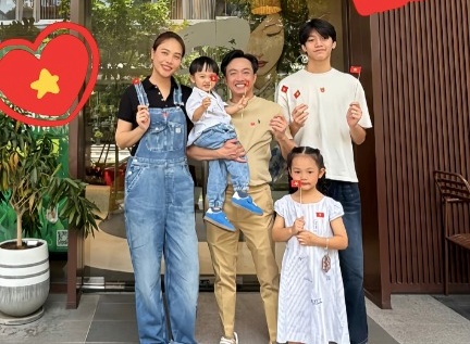 Vợ chồng Quốc Cường – Đàm Thu Trang chia sẻ ảnh mừng Quốc khánh 2/9, visual của Subeo lại gây sốt