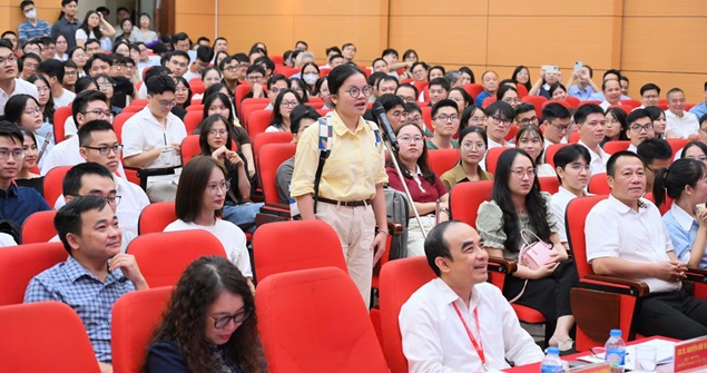 Không phải cuộc thi Hoa hậu nhưng buổi hô tên này hút hàng ngàn lượt quan tâm
