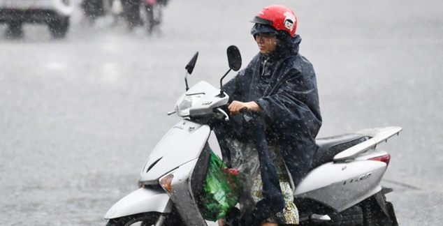 Dự báo thời tiết 18/9/2025: Điểm tên nhiều nơi mưa giông, Hà Nội nắng gián đoạn