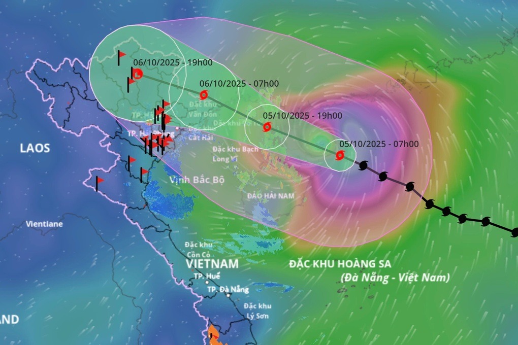 Bão Matmo đang trong giai đoạn mạnh nhất, tối nay sẽ ảnh hưởng tới miền Bắc