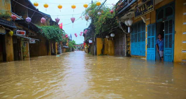 Dự báo thời tiết 29/10/2025: Miền Bắc lạnh về đêm, mưa lớn chưa dứt ở Huế, Đà Nẵng