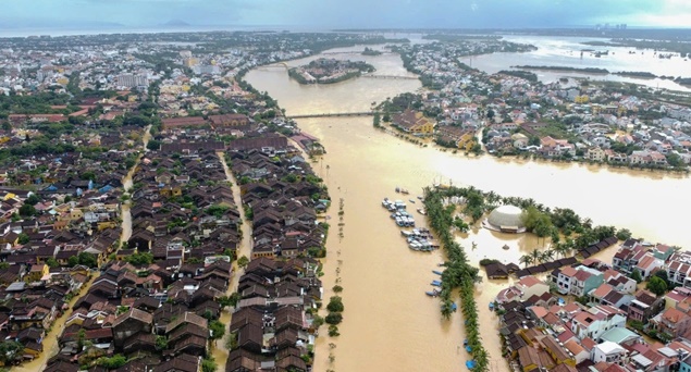 Không khí lạnh lan rộng khắp miền Bắc, miền Trung tiếp tục mưa to