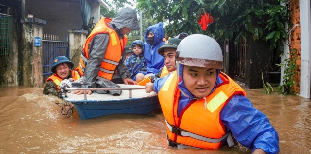 Miền Bắc nhiệt độ sắp giảm sâu, miền Trung có nơi mưa rất to trên 850mm