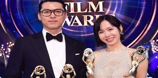 Cặp vợ chồng nổi danh xứ Hàn làm được "điều không tưởng" tại Lễ trao giải Rồng Xanh