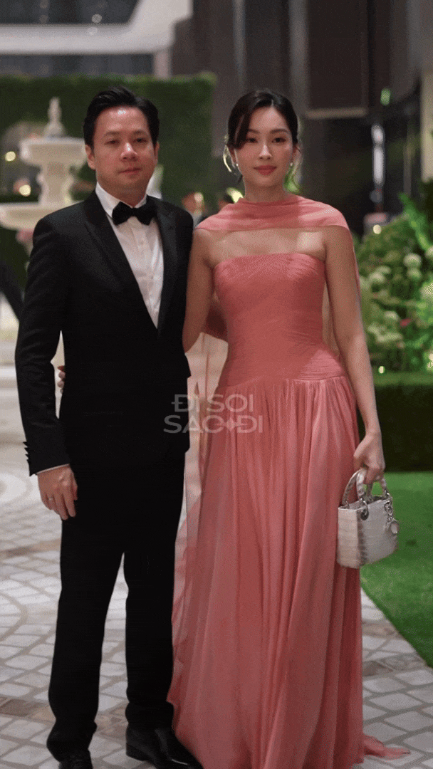 Hoa hậu Đặng Thu Thảo hiếm hoi lộ diện tại đám cưới con gái tỷ phú, nhan sắc thần tiên tỷ tỷ bao năm không đổi