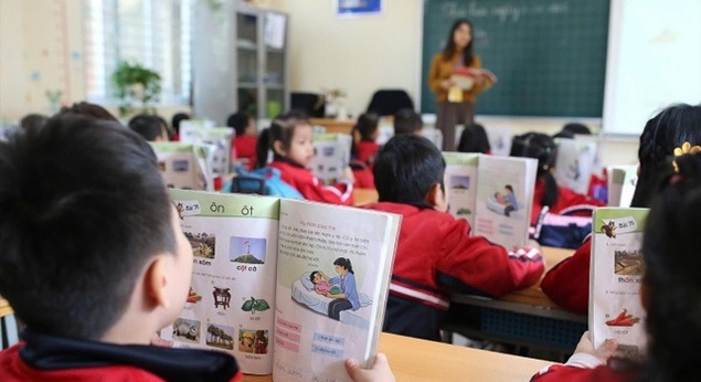 Tin vui cho phụ huynh: Từ 2026, cả nước sẽ dùng chung 1 bộ sách giáo khoa và được miễn phí