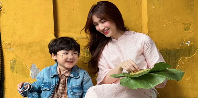 Con trai Hòa Minzy tự đăng trên fanpage hơn 1,8 triệu người theo dõi, động thái sau đó của mẹ mới bất ngờ
